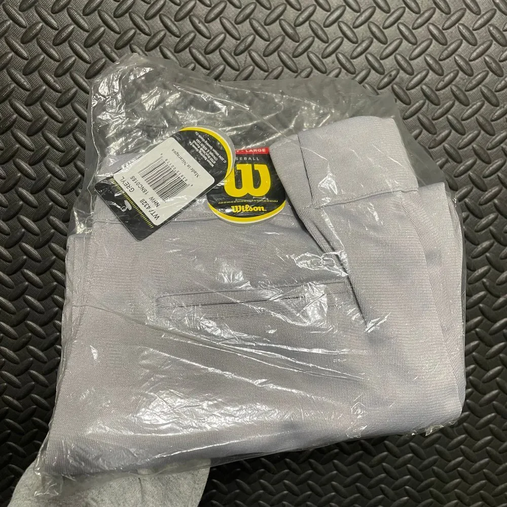 NWT Wilson Gray Baseball Classic Athletic Wear Elastic‎ Bottom Men's Size Large